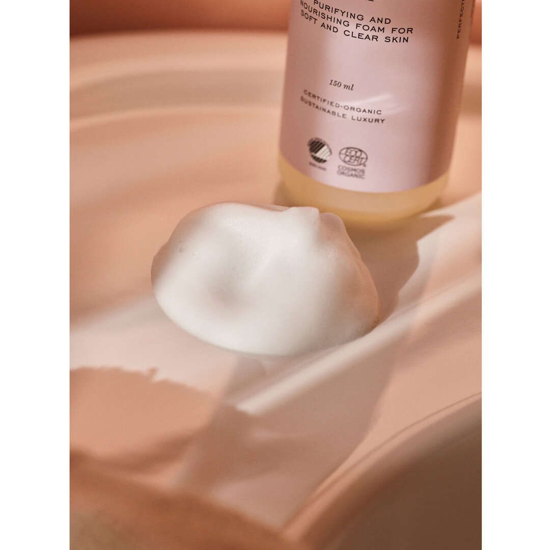 31311031b33602fa6bbb469451f4867c.jpg Rudolph Care - Gentle Cleansing Foam - Bilde 1