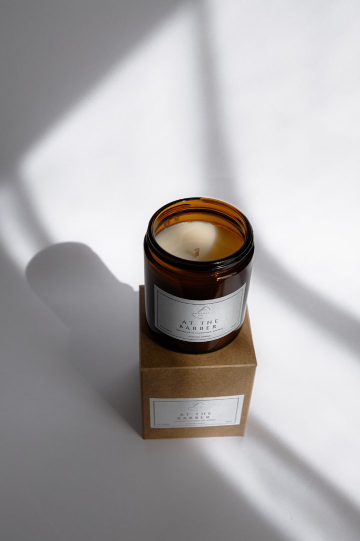 f38962ceedb0183fea7d2b4b0ca3d6ac.jpg HAUGESCENT - AT THE BARBER - Bilde 1